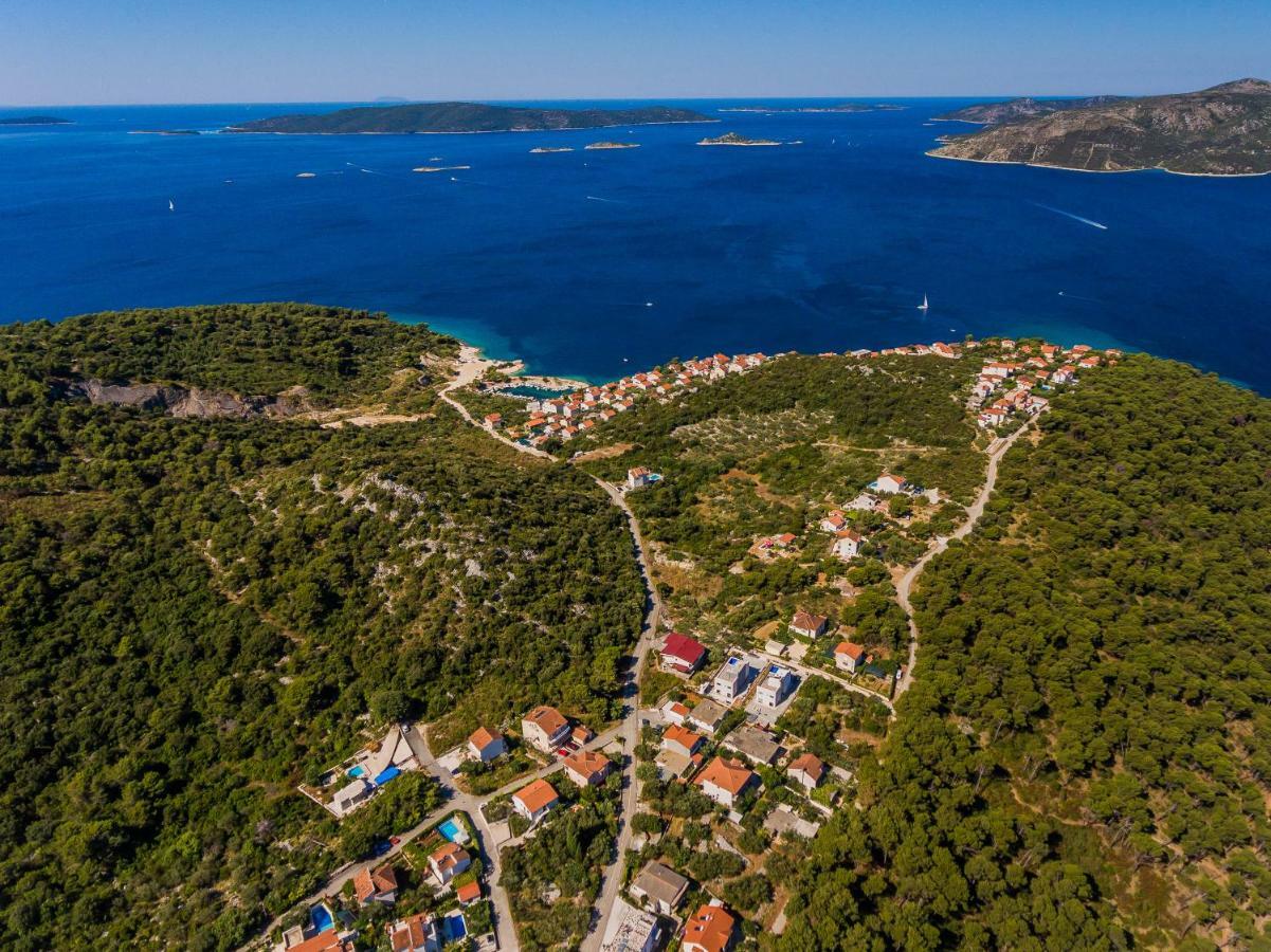 Apartments Mare Trogir Buitenkant foto