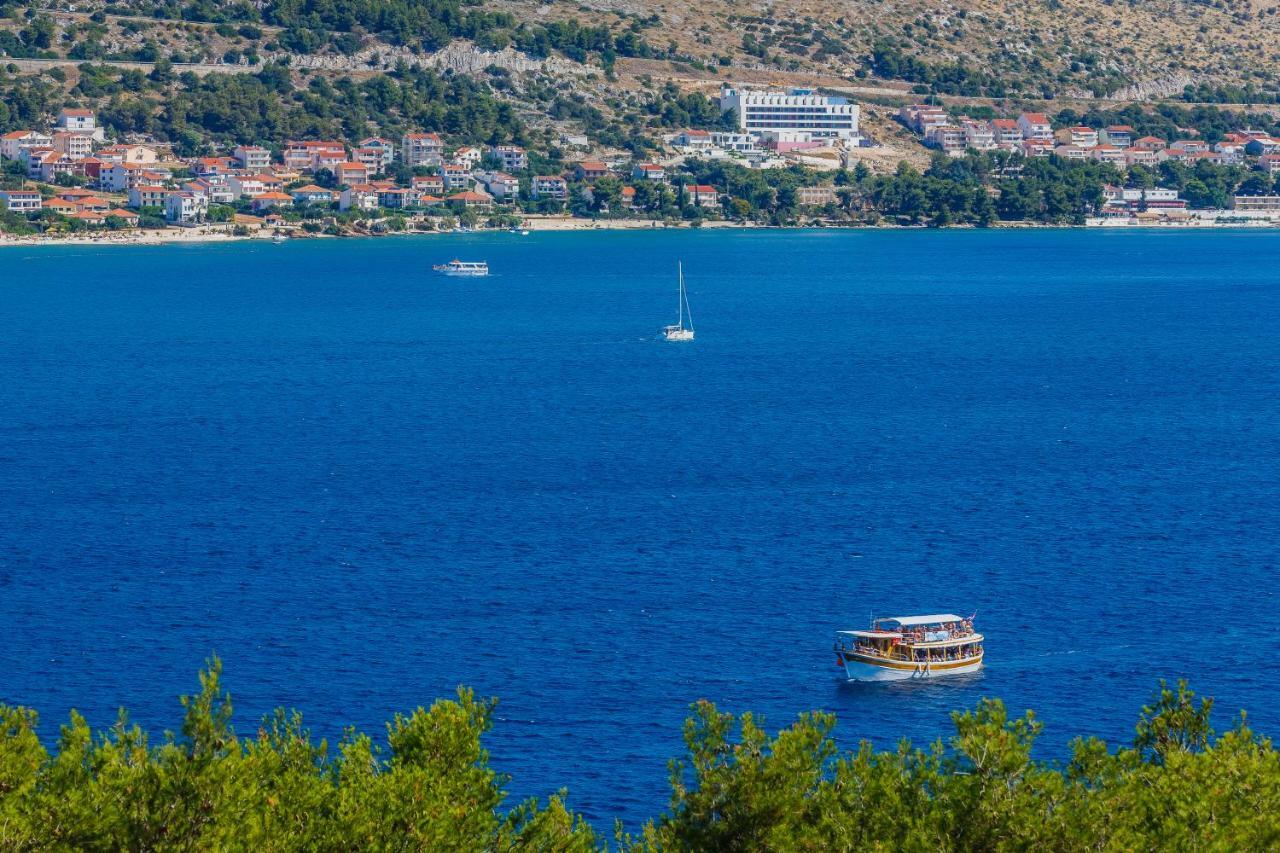 Apartments Mare Trogir Buitenkant foto